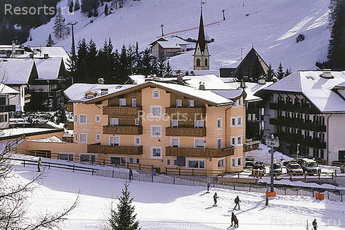 Hotel Serena 1